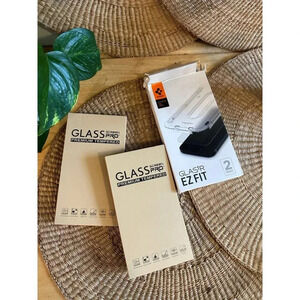 iPhone 14 Plus Screen protectors